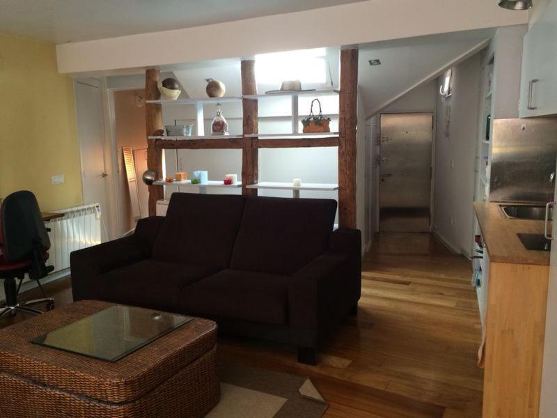 Impresionante Apartamento En Malasana Madrid Exteriör bild