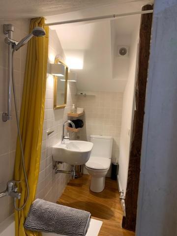 Impresionante Apartamento En Malasana Madrid Exteriör bild