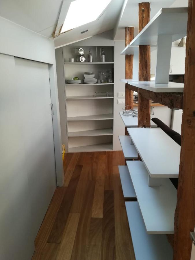 Impresionante Apartamento En Malasana Madrid Exteriör bild